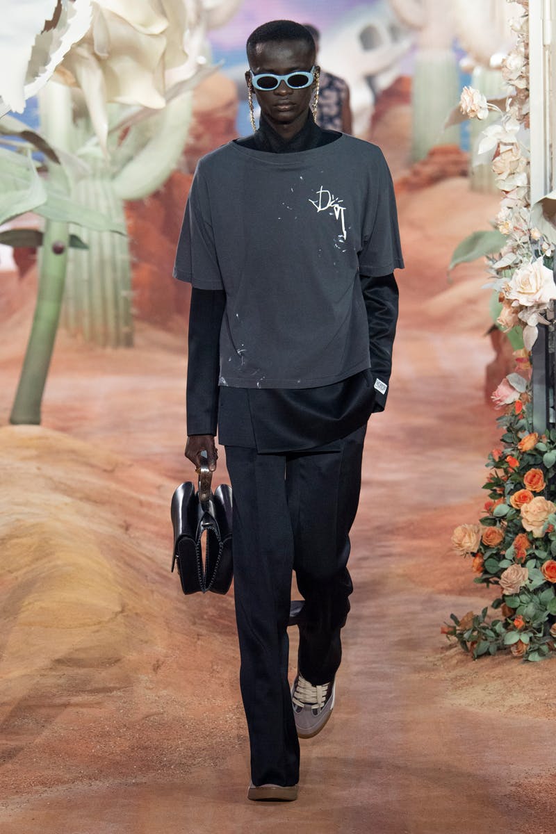 Dior \u0026 Travis Scott Unveil Summer 2022 